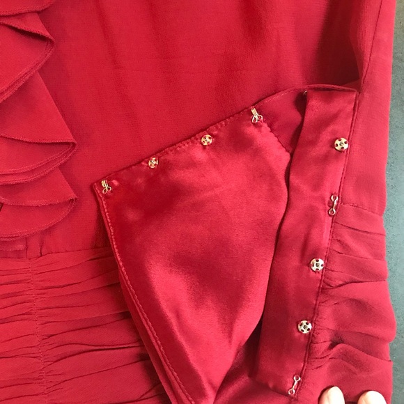 Stunning 100% red silk halter neck top. - Picture 3 of 5